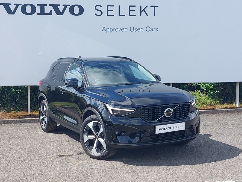 Volvo XC40 2.0 B3p Plus Pro Dark Black