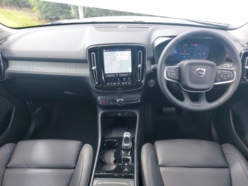 Volvo XC40 2.0 B3p Plus Pro Dark Black #3