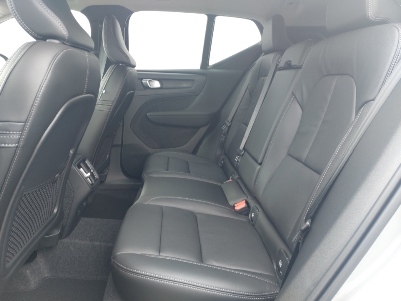 Volvo XC40 2.0 B3p Plus Pro Dark Grey #6