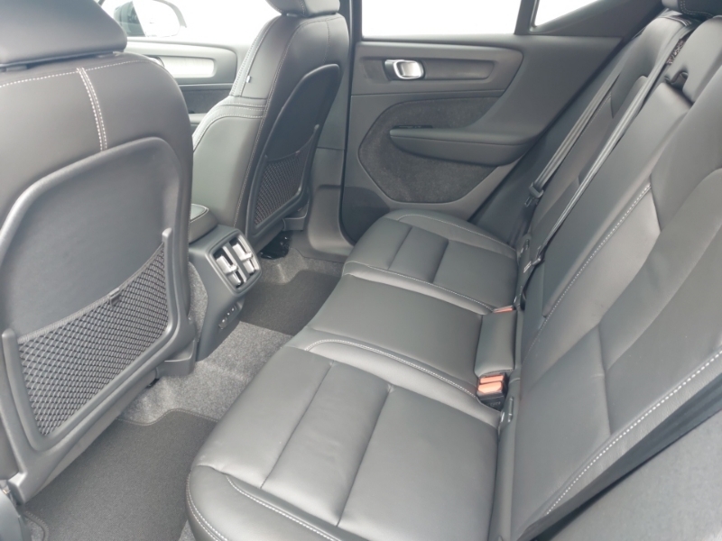 Volvo XC40 2.0 B3p Plus Pro Dark Grey #6
