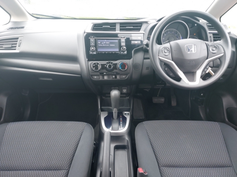 Honda Jazz 1.3 I-vtec S Cvt SA69WWF Red #3