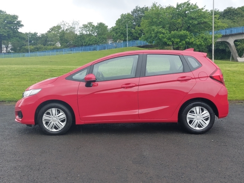 Honda Jazz 1.3 I-vtec S Cvt SA69WWF Red #4