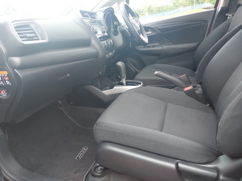 Honda Jazz 1.3 I-vtec S Cvt SA69WWF Red #5