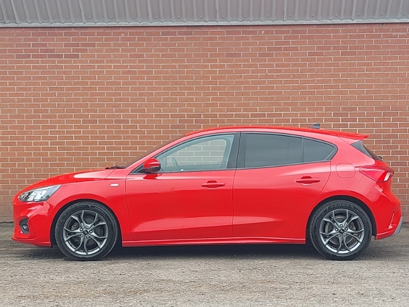 Ford Focus 1.0 Ecoboost Hybrid Mhev 125 St-line Edition SD71YDB Red #4
