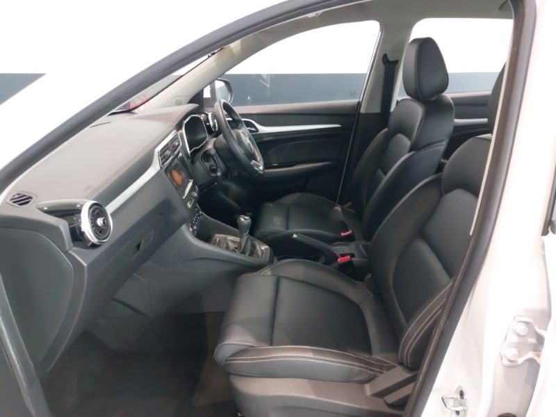 MG ZS 1.5 Vti-tech Exclusive CX69JDU White #5