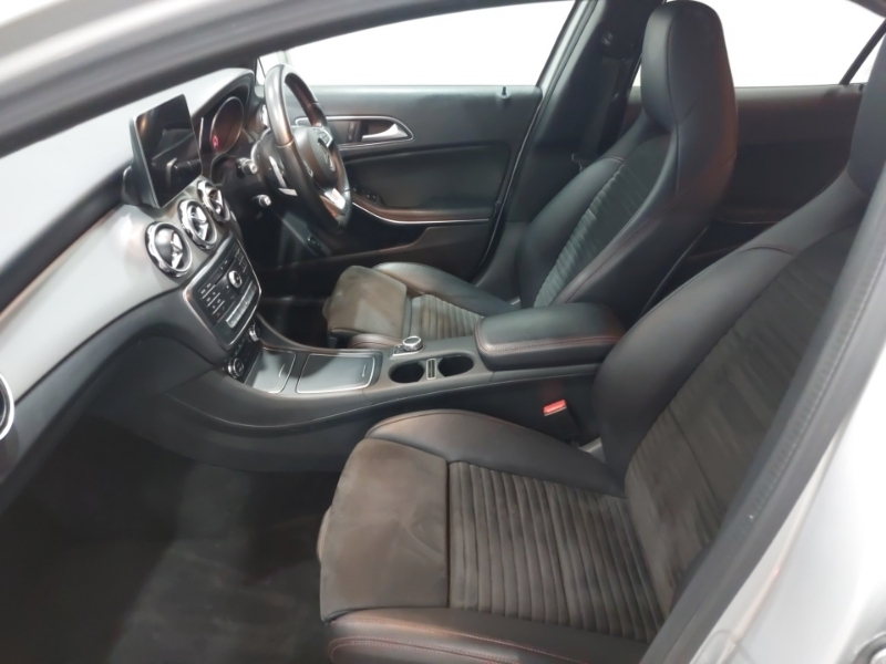 Mercedes-Benz GLA Class Gla 220D 4Matic Amg Line LS18XDT Silver #5