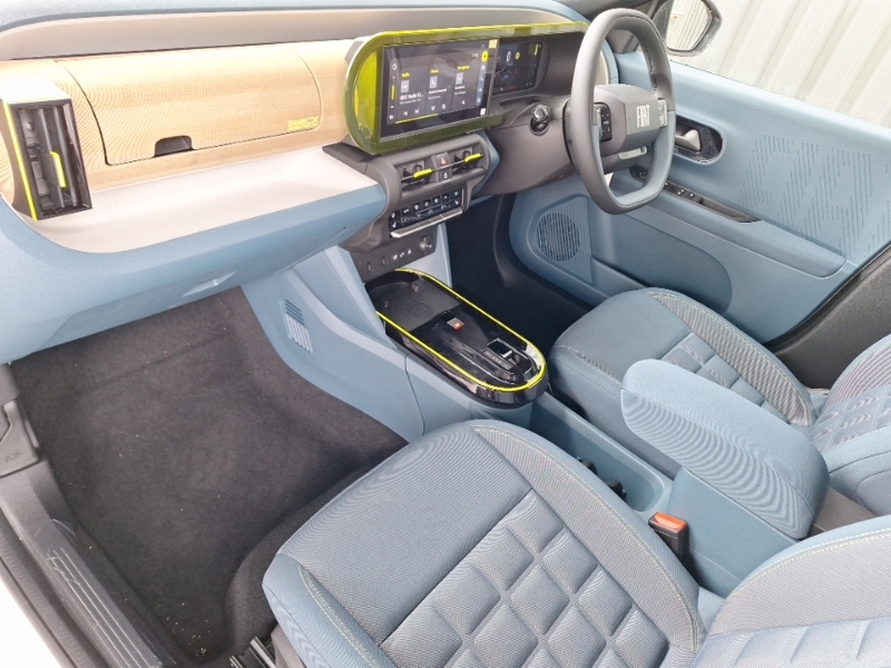 Fiat Panda 1.2 Hybrid 48V 110 La Prima Edct-6 White #5