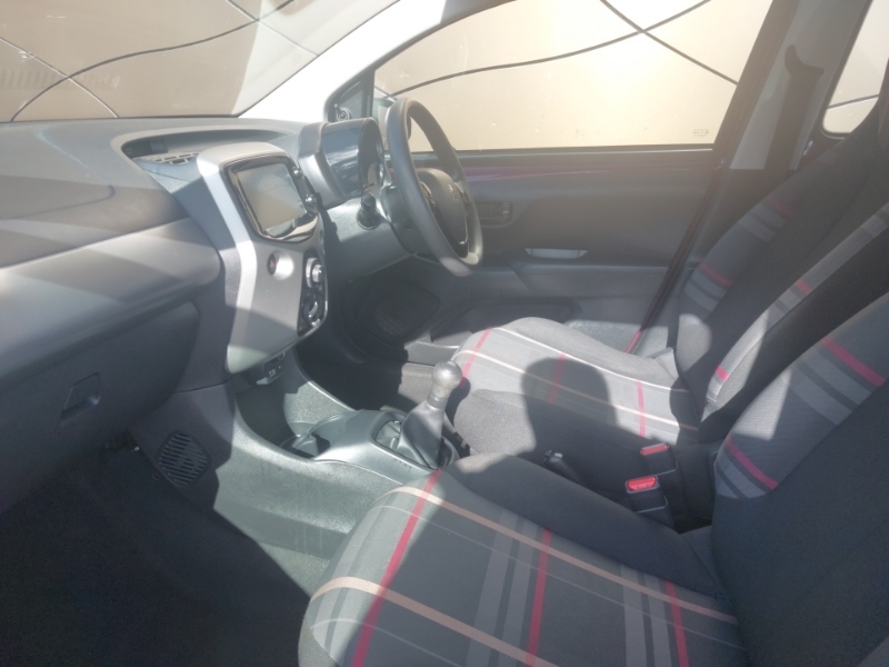 Peugeot 108 1.0 Active Purple #5