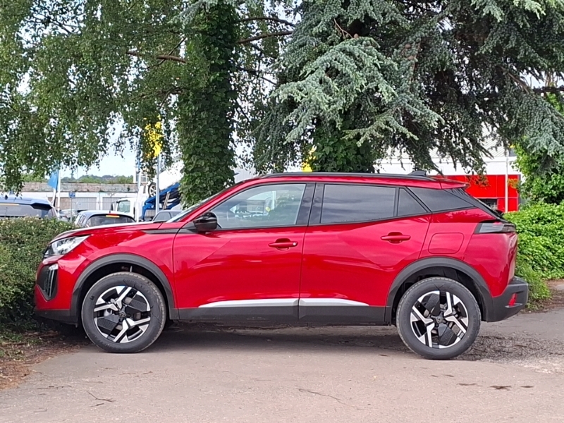 Peugeot 2008 1.2 Puretech Allure SH26UNV Red #4