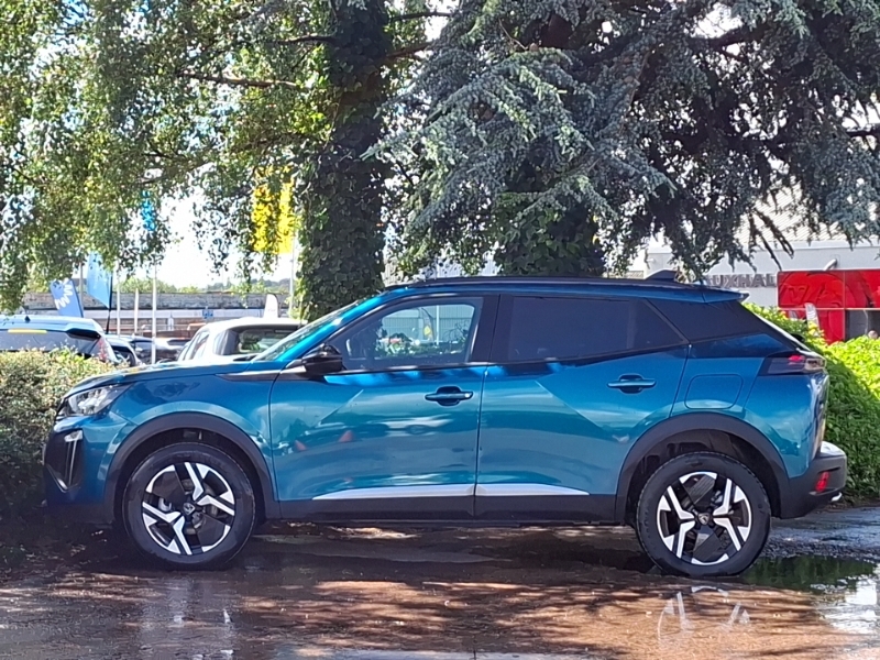 Peugeot 2008 1.2 Puretech 130 Allure Eat8 Blue #4