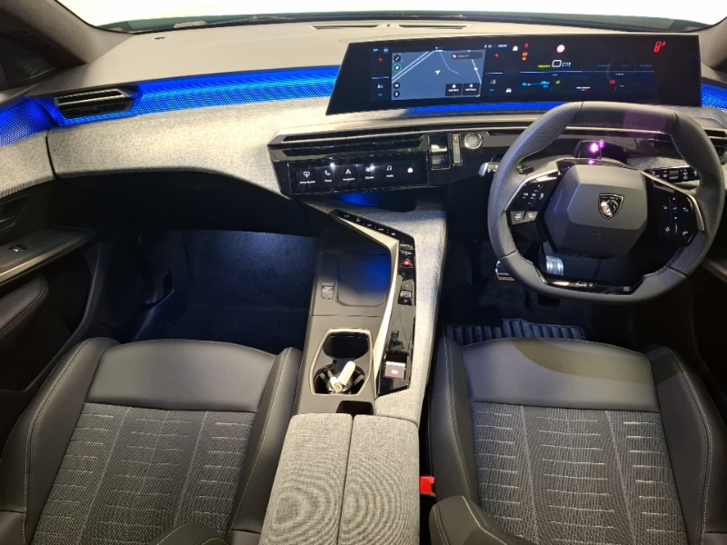 Peugeot 5008 157Kw Gt 73Kwh Blue #3