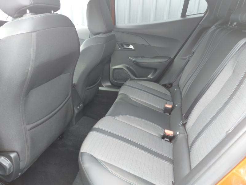 Peugeot 2008 1.2 Puretech 130 Allure Premium WN23KMK Orange #6