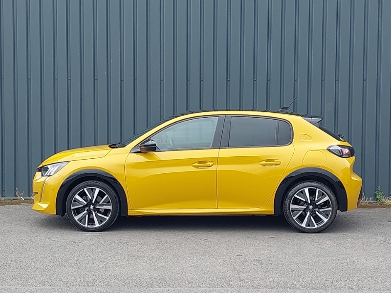 Peugeot 208 1.5 Bluehdi 100 Gt YF22YCW Yellow #4