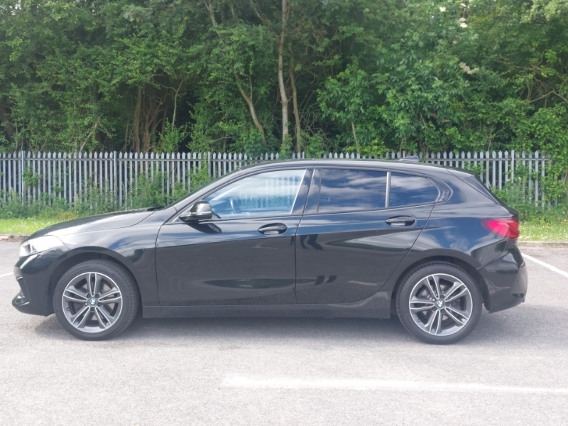 BMW 1 Series 116D Sport Step Live Cockpit Pro YC22BFV Black #4