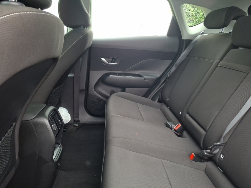 Hyundai Kona 160Kw Advance 65Kwh PR59KER White #6