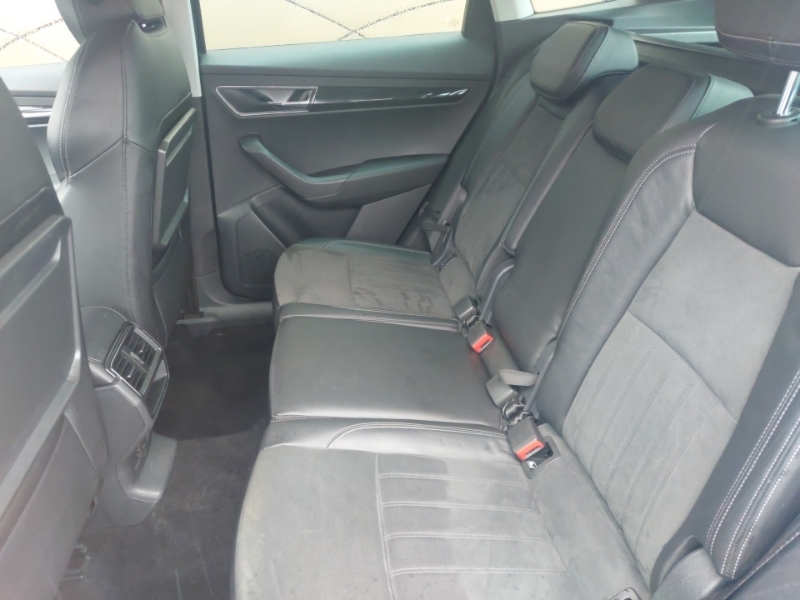 Skoda Karoq 1.6 Tdi Se L SG68UPD Blue #6