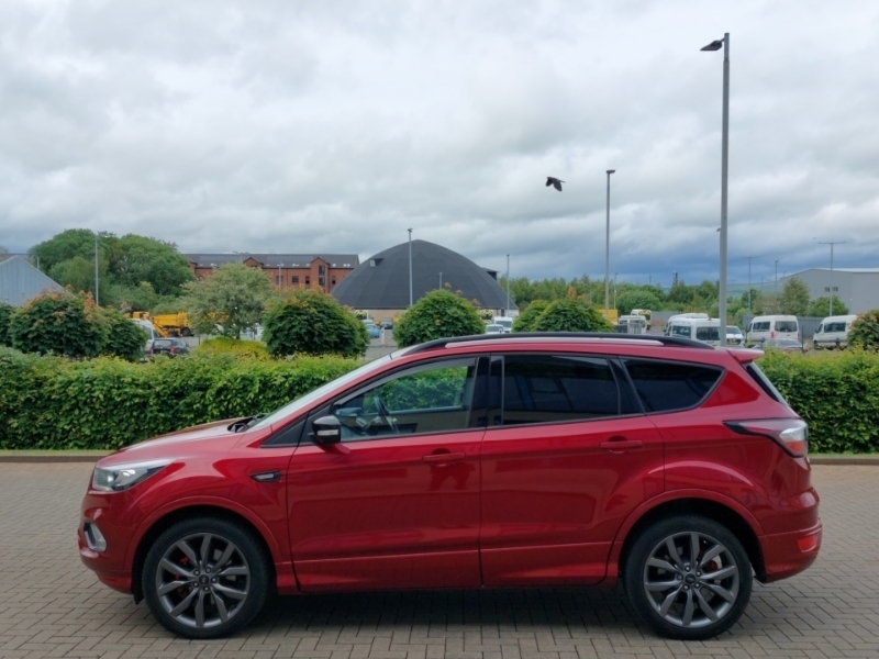 Ford Kuga 2.0 Tdci 180 St-line Edition EF69HVO Red #4