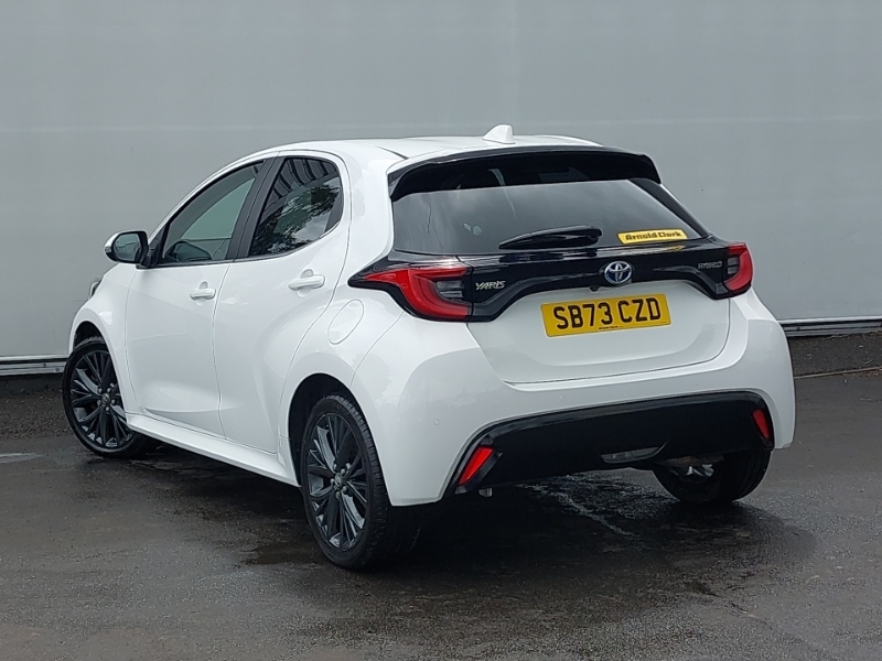 Toyota Yaris 1.5 Hybrid Excel Cvt SB73CZD White #2