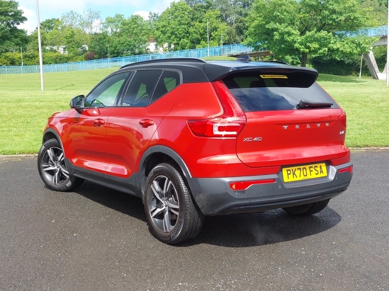 Volvo XC40 2.0 B4p R Design Awd PK70FSA Red #2