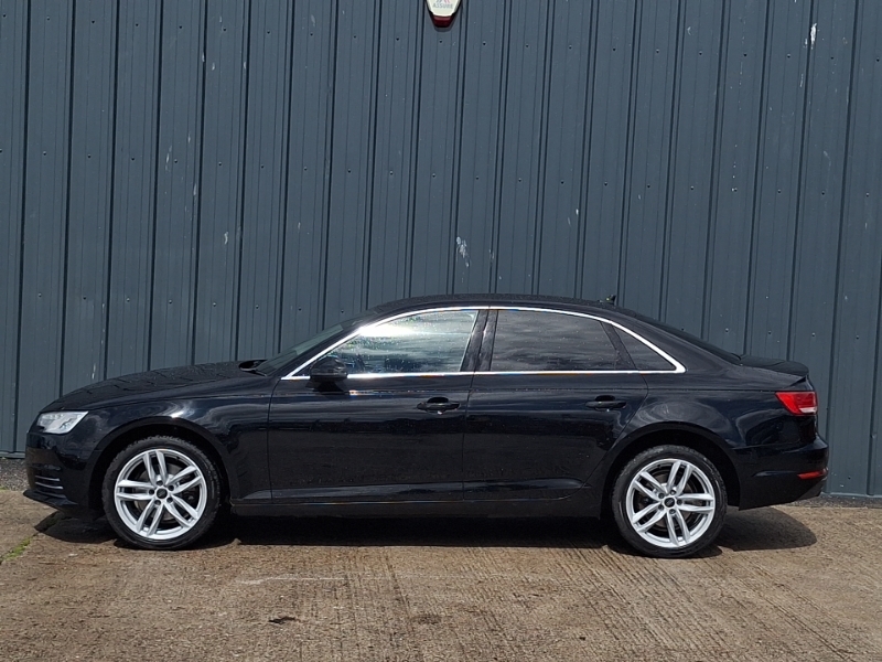 Audi A4 1.4T Fsi Sport ET66KMG Black #4