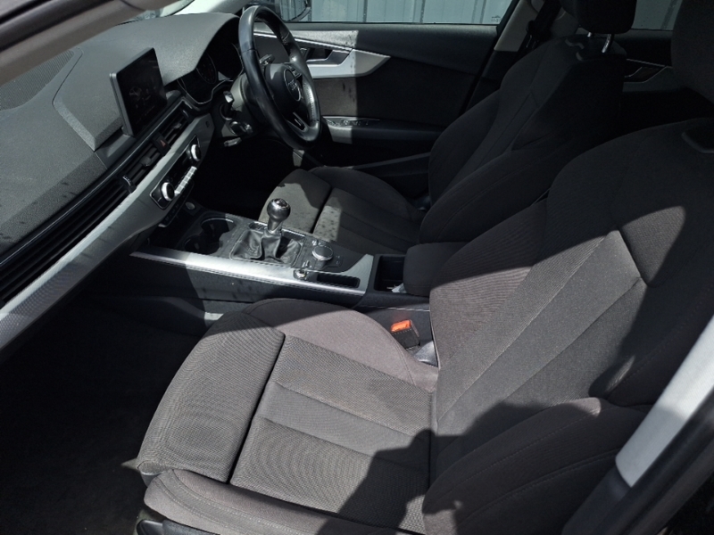 Audi A4 1.4T Fsi Sport ET66KMG Black #5
