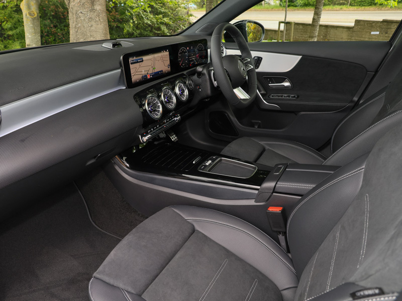 Mercedes-Benz A Class A180 Amg Line Premium Plus Grey #5