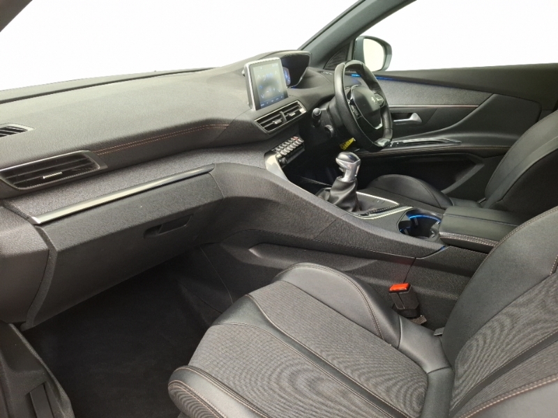Peugeot 5008 1.2 Puretech Gt Line White #5
