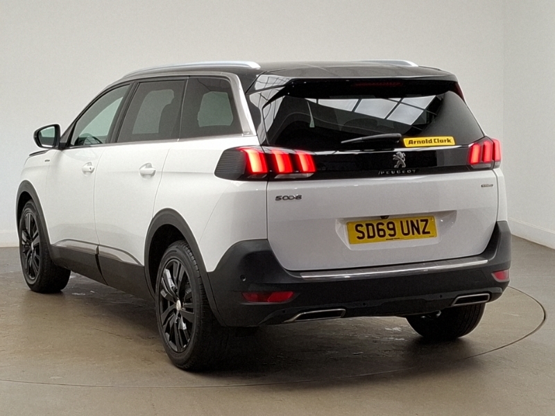 Peugeot 5008 1.2 Puretech Gt Line White #2