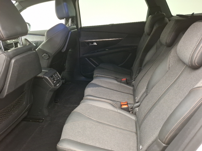 Peugeot 5008 1.2 Puretech Gt Line White #6