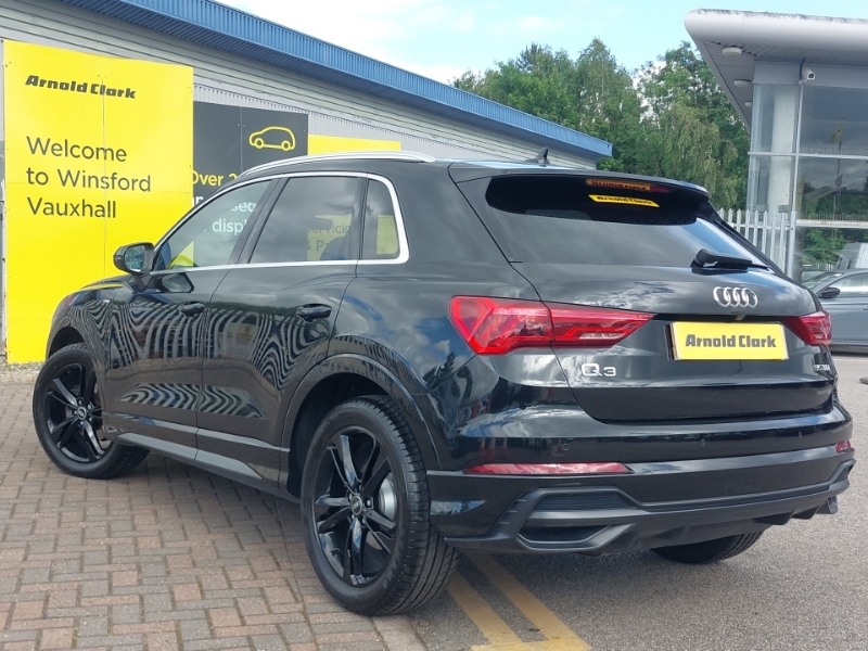 Audi Q3 35 Tdi S Line S Tronic Black #2