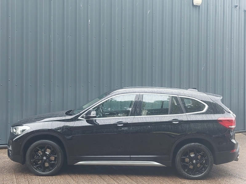 BMW X1 Xdrive 20I Xline Step LV70EVM Black #4