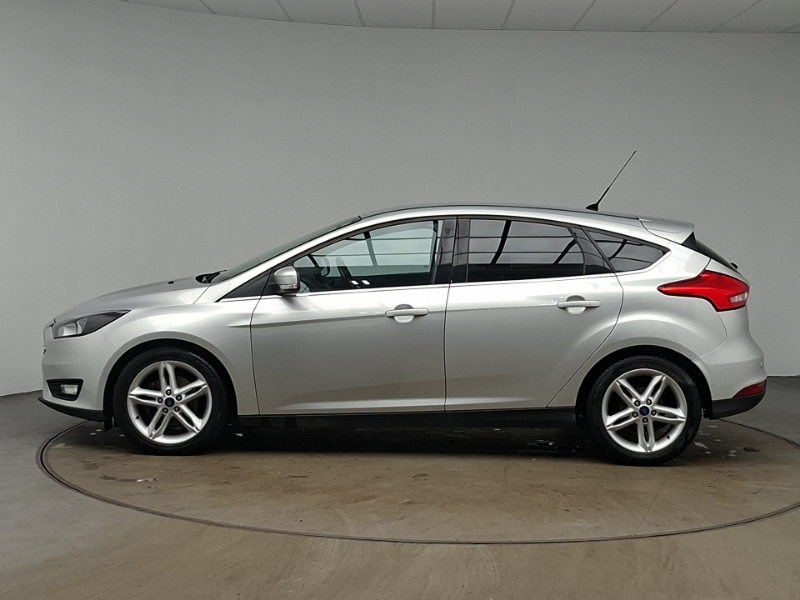 Ford Focus 1.5 Tdci 120 Zetec Edition SG17GFE Silver #4