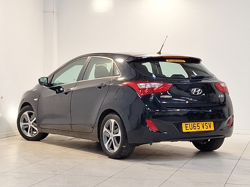Hyundai I30 1.4 Blue Drive Se Black #2
