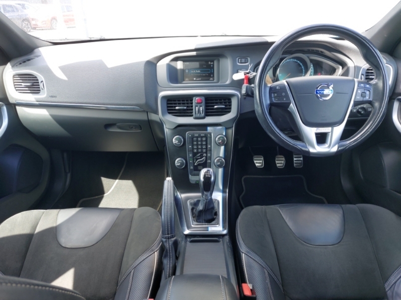 Volvo V40 D2 R Design PE15UJM Blue #3