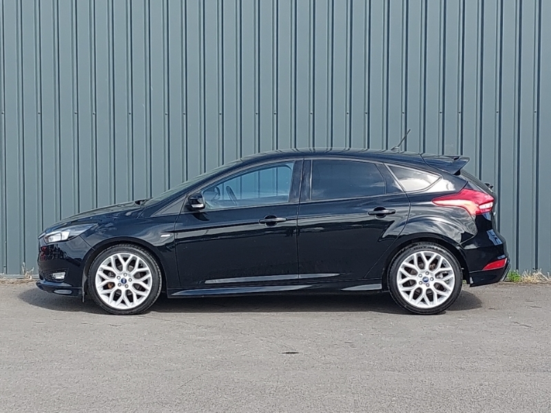 Ford Focus 1.0 Ecoboost 125 St-line DX67TTU Black #4