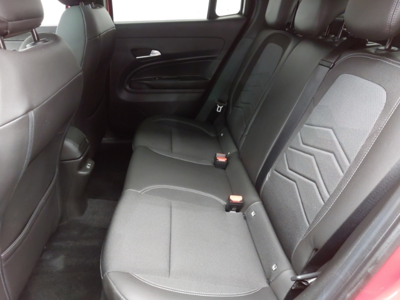 Jeep Avenger 1.2 E-hybrid Altitude Dct Red #6