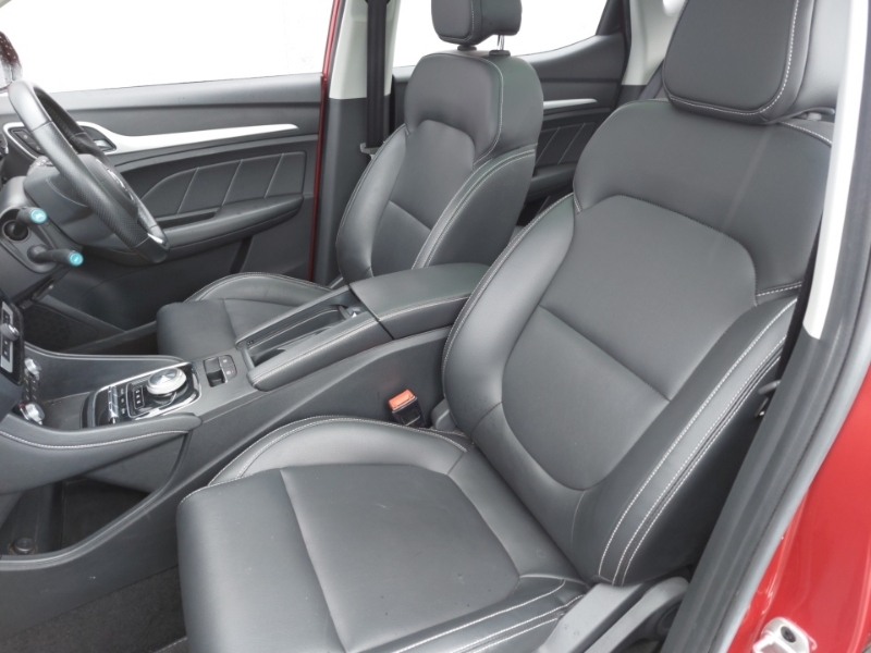 MG ZS 105Kw Exclusive Ev 45Kwh Red #5