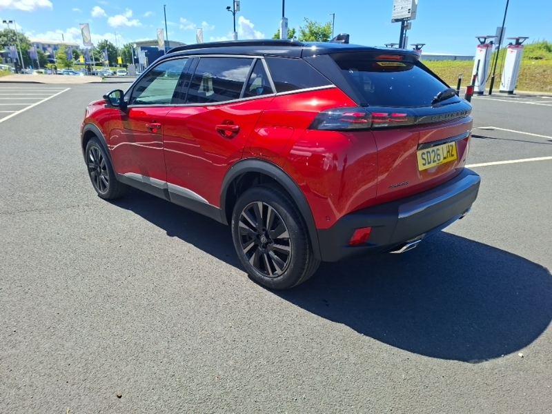 Peugeot 2008 1.2 Puretech 130 Gt Premium Eat8 Red #2
