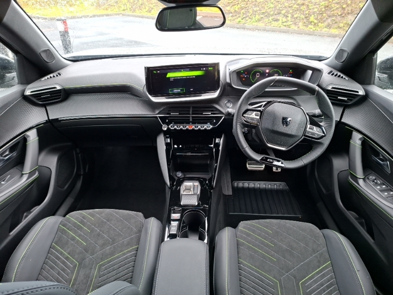Peugeot 2008 1.2 Puretech 130 Gt Premium Eat8 SD26LNJ Grey #3
