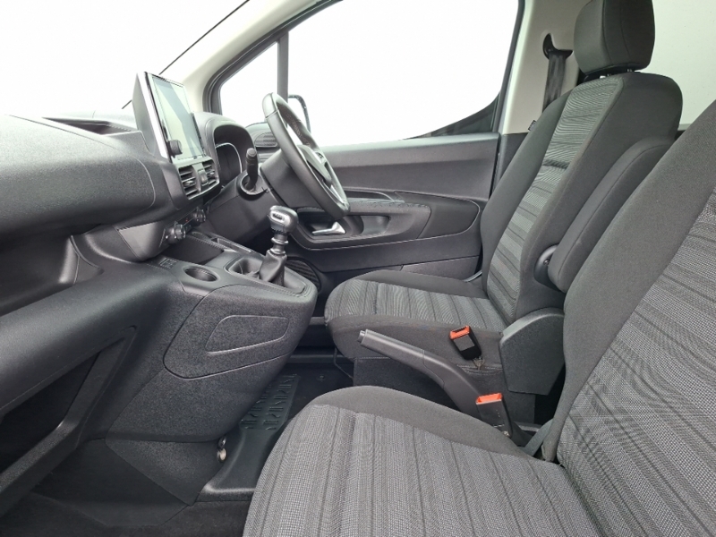 Vauxhall Combo Life 1.5 Turbo D Se XL 7 Seat EO72YMZ Grey #5