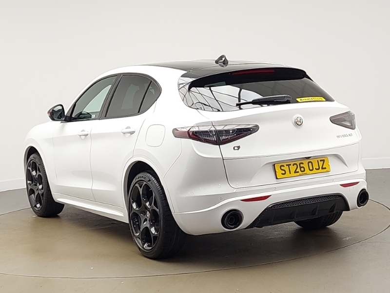 Alfa Romeo Stelvio 2.0 Turbo 280 Intensa Awd Black #2