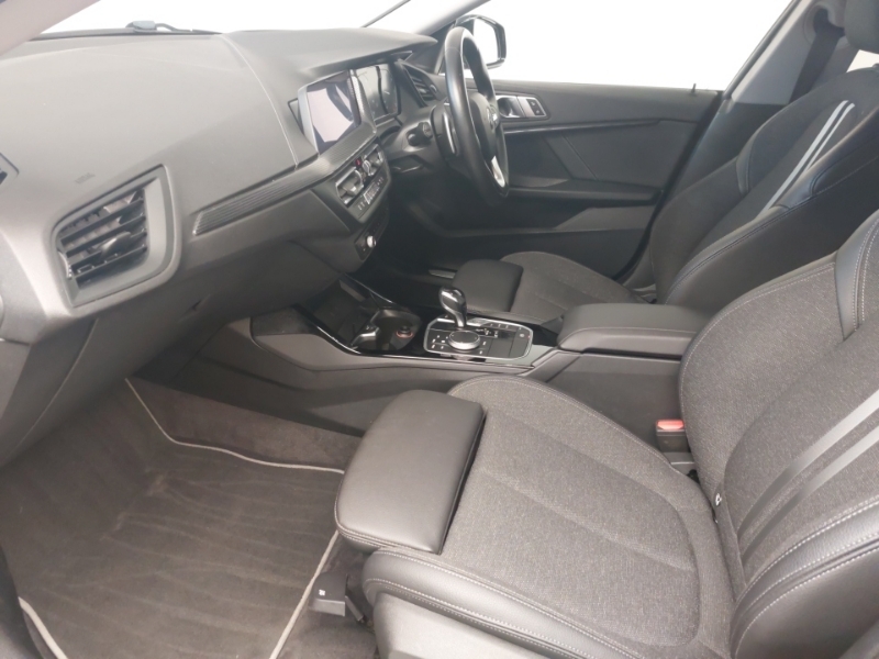 BMW 2 Series 220D Sport Step YB21JWM Black #5