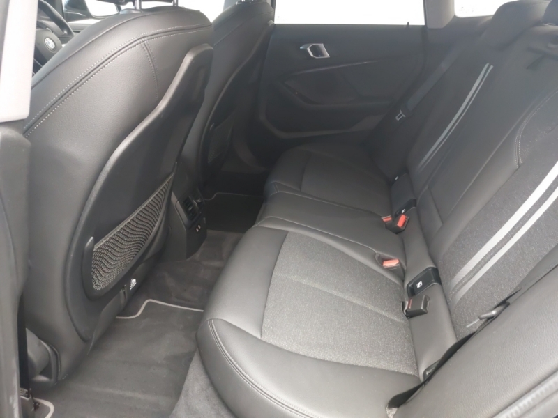 BMW 2 Series 220D Sport Step YB21JWM Black #6