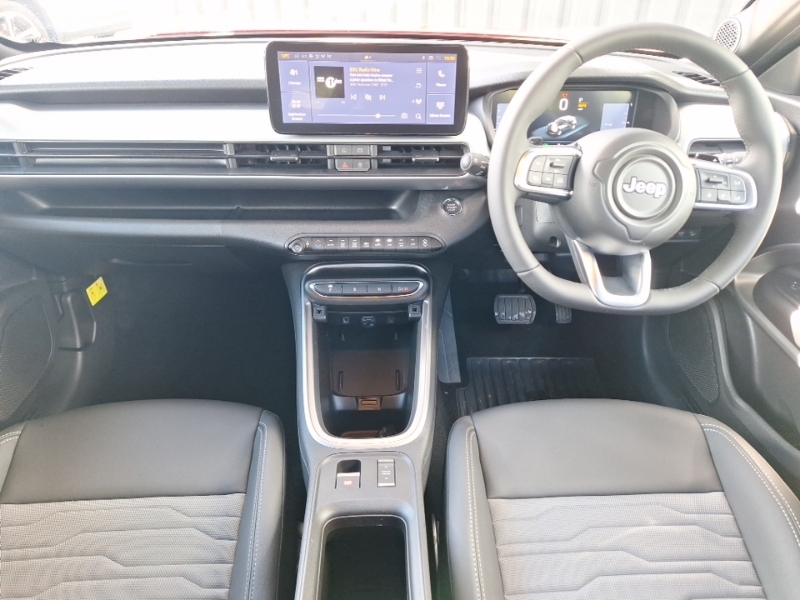 Jeep Avenger 1.2 E-awd E-hybrid Overland Dct Red #3