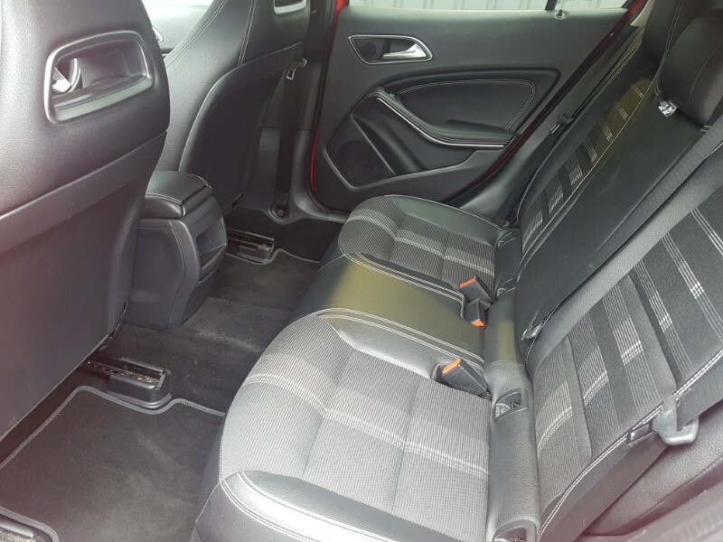 Mercedes-Benz GLA Class Gla 180 Urban Edition EK20NYT Red #6