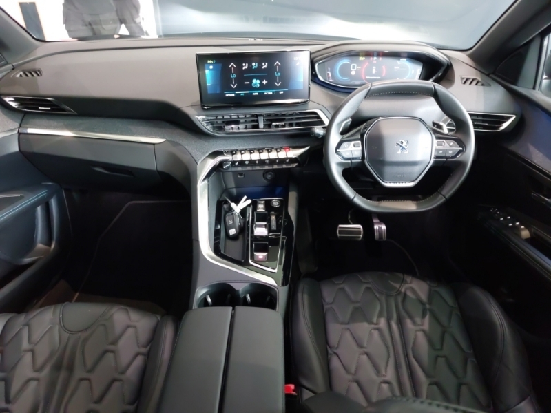 Peugeot 3008 1.6 Hybrid 180 Allure E-eat8 FY74XZT Black #3