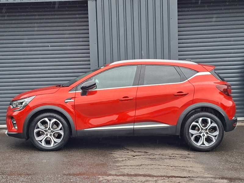 Renault Captur 1.6 E-tech Full Hybrid 145 Techno SA73XGR Red #4