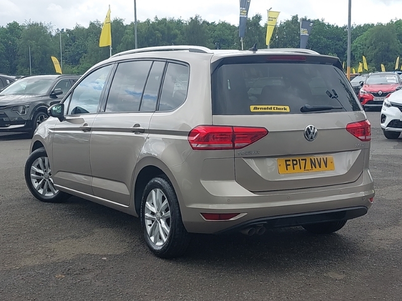Volkswagen Touran 2.0 Tdi Se Dsg Beige #2