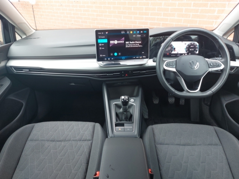 Volkswagen Golf 1.5 Tsi Match NG74WKC Black #3