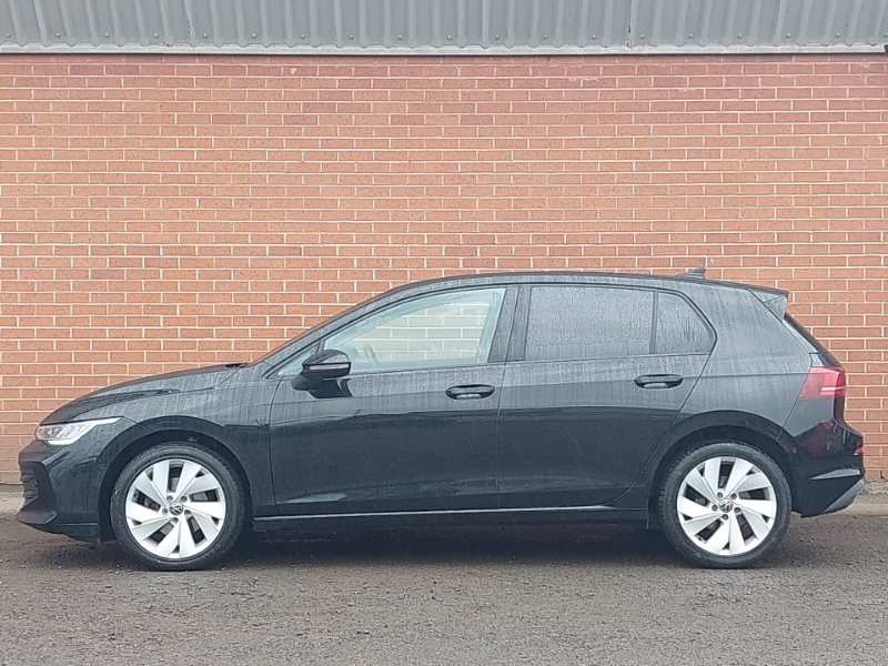 Volkswagen Golf 1.5 Tsi Match NG74WKC Black #4